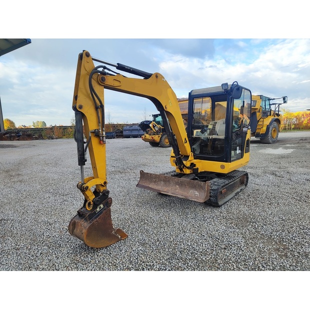 2012 كاتربيلر 302.5C-43525528