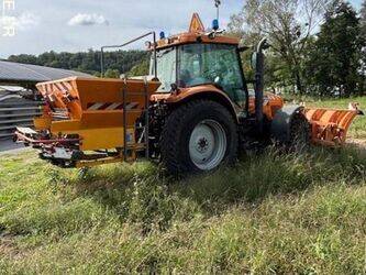 صورة ل تراكتورات زراعية 2005 ماسي فيرغسون FAF30