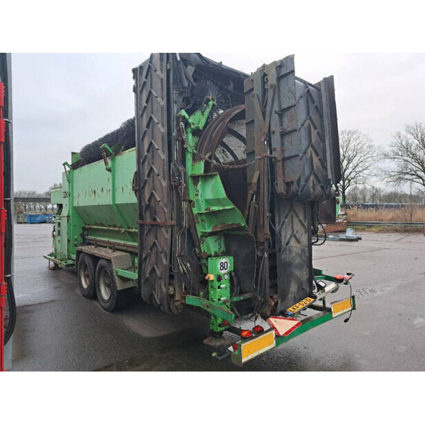 2002 فارويك MUSTANG-43533957