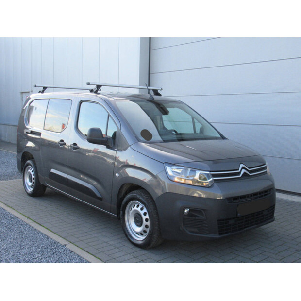 2021 Citroen Berlingo BlueHDi Automatic-43534248