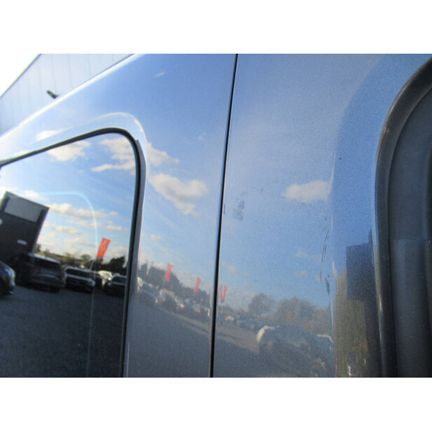 2021 Citroen Berlingo BlueHDi Automatic-43534255
