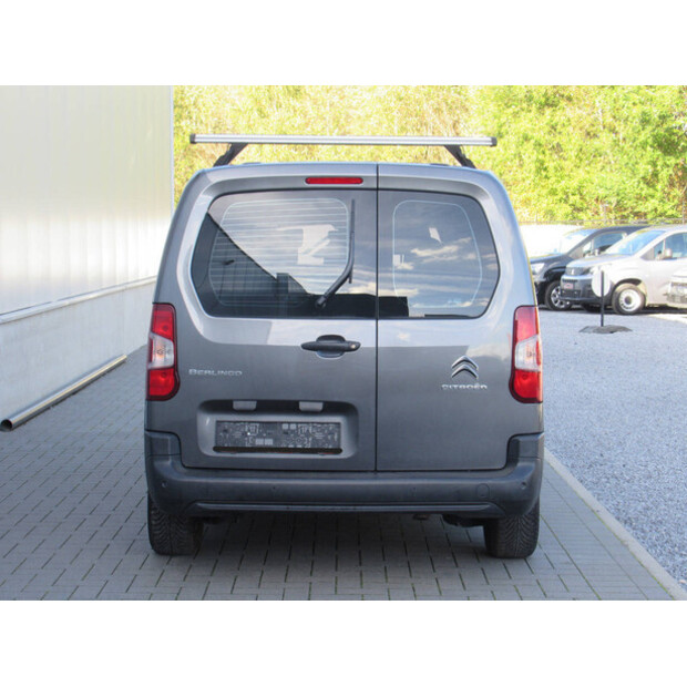 2021 Citroen Berlingo BlueHDi Automatic-43534274