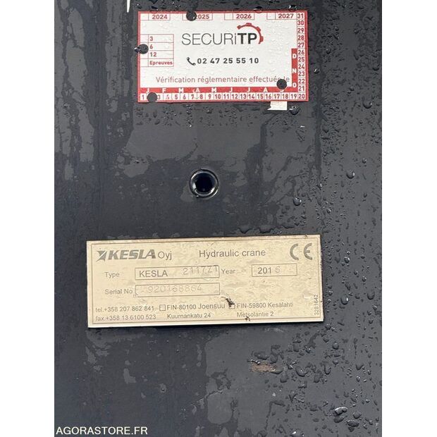 2016 رينو C-43548038