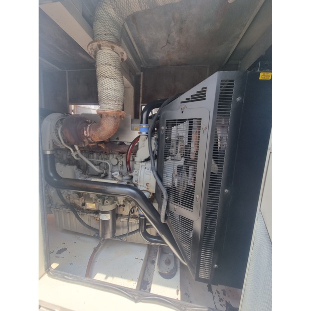 2017 بيركنز 2500 Serie-43548225