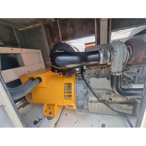 2017 بيركنز 2500 Serie-43548226