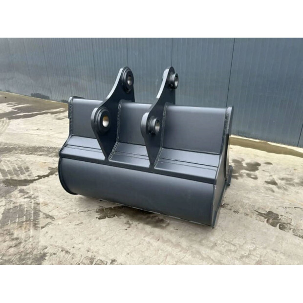 2025 Hitachi ZX220-43548397