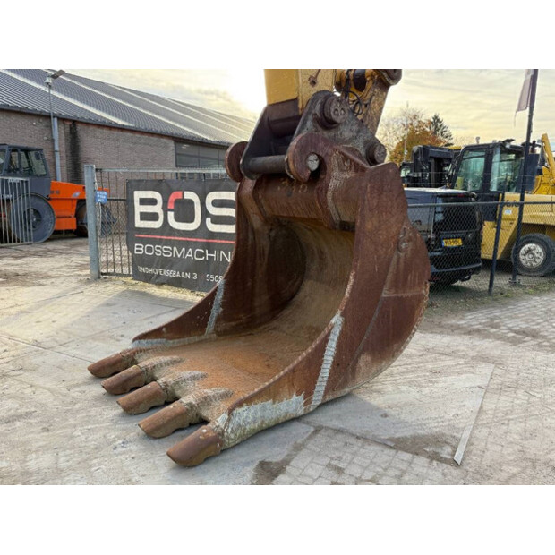 2016 كاتربيلر 374FL-43548636