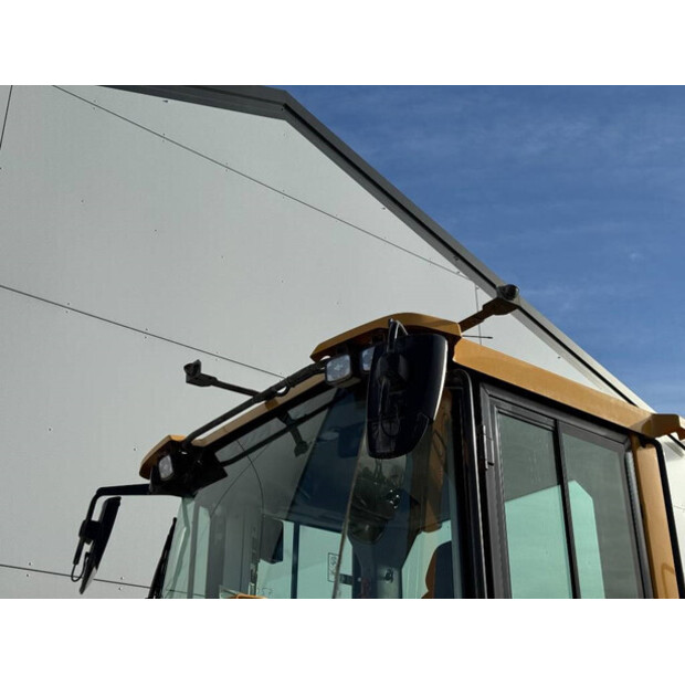 2021 Volvo L70H-43548757