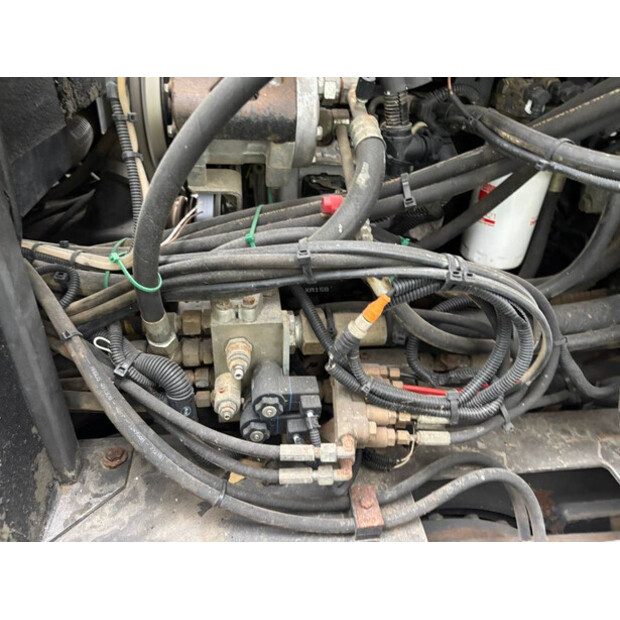 2008 New Holland F 106.6 A-43549418