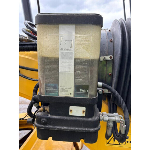 2008 New Holland F 106.6 A-43549424