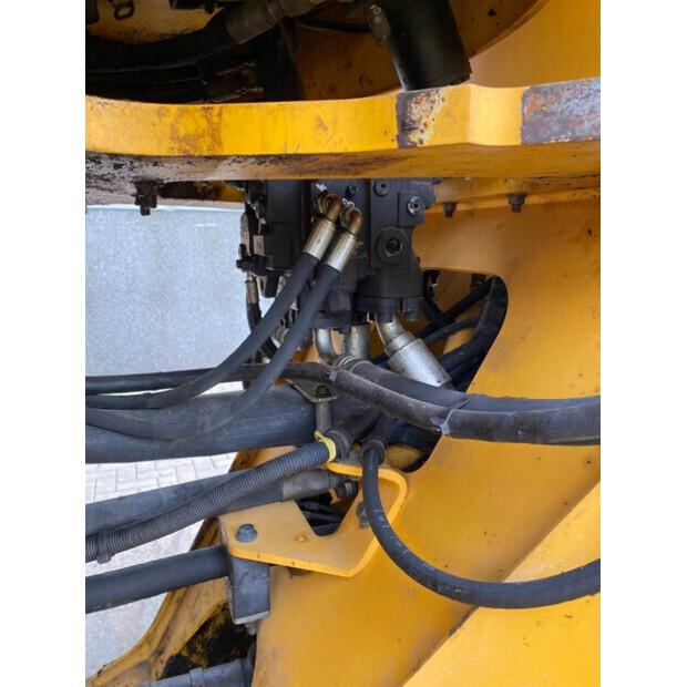 2015 Volvo L90G-43562965