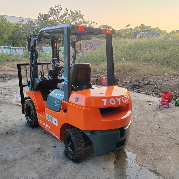 2022 تويوتا 30-43563214