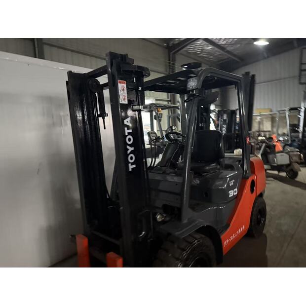 2024 Toyota 30-43563225