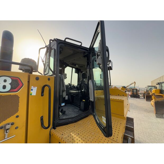 2024 كاتربيلر D8-43565076