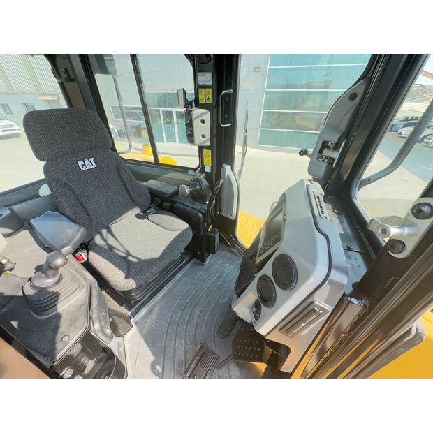 2024 Caterpillar D8-43565090