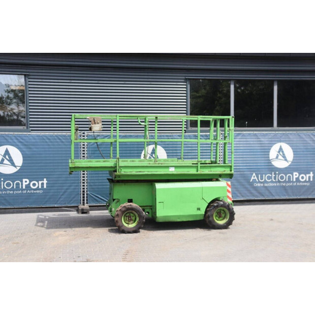 2000 Genie GS-2668 IC-43565284