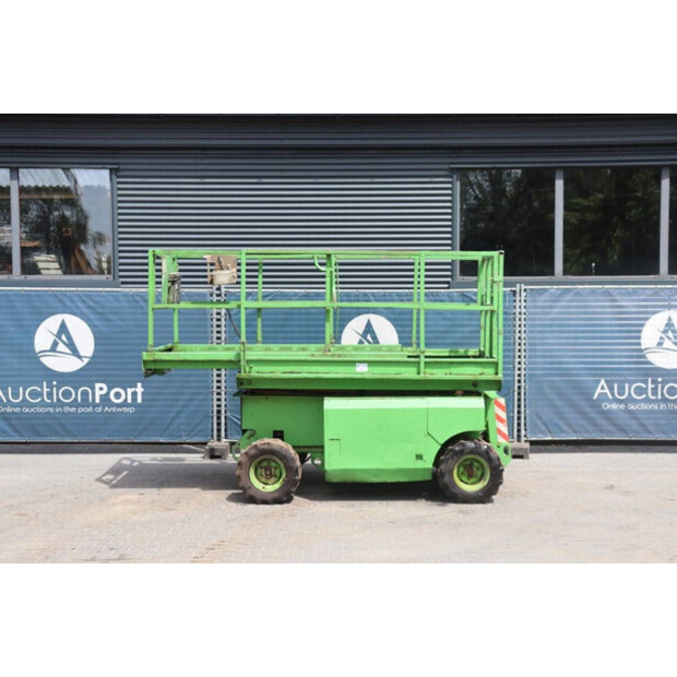 2000 Genie GS-2668 IC-43565285