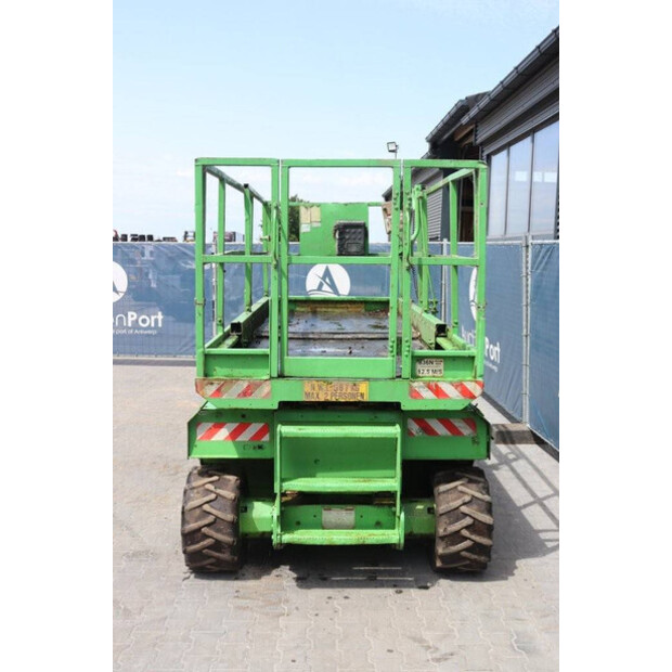 2000 Genie GS-2668 IC-43565287