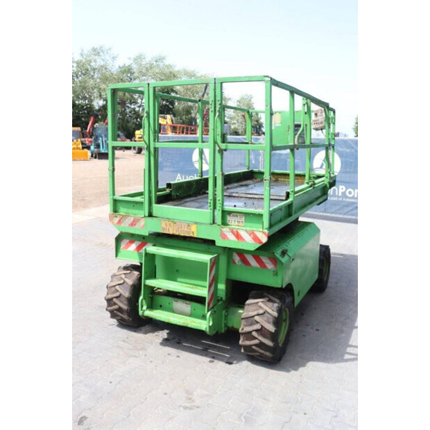 2000 Genie GS-2668 IC-43565288