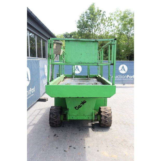 2000 Genie GS-2668 IC-43565290