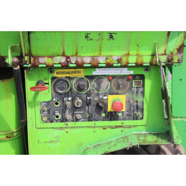 2000 Genie GS-2668 IC-43565294