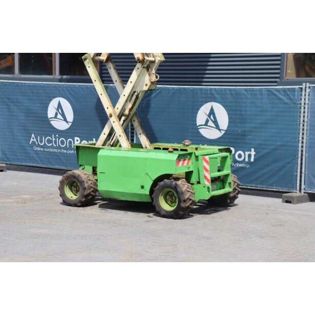 2000 Genie GS-2668 IC-43565308