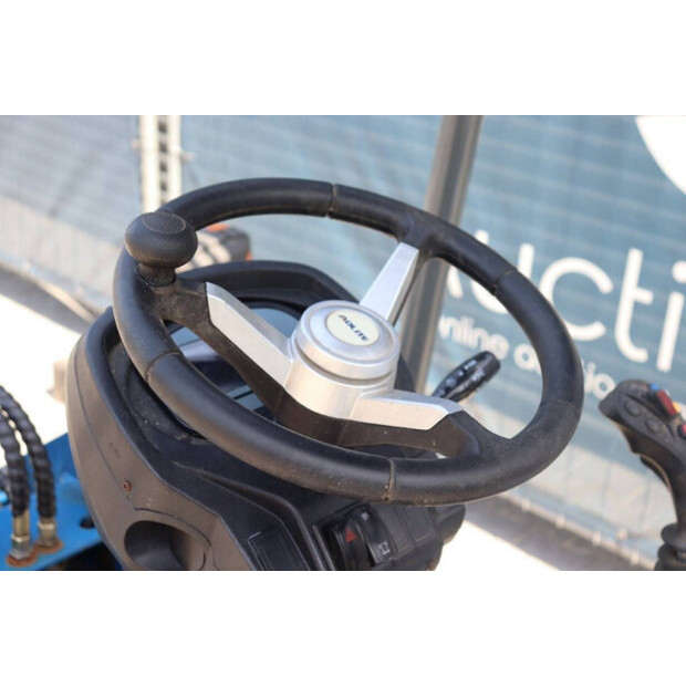 2022 Tack 604-43565352