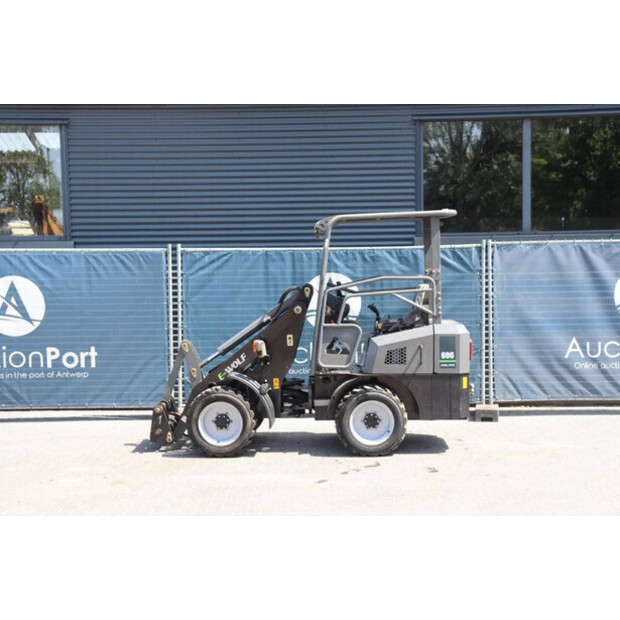 2022 أوليت 606-43565363