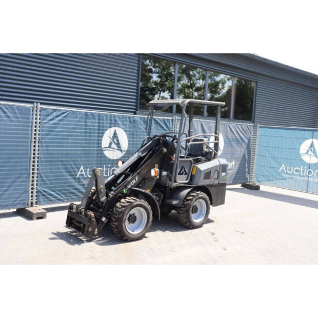 2022 أوليت 606-43565369