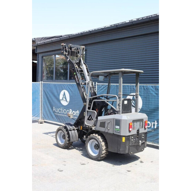 2022 أوليت 606-43565389