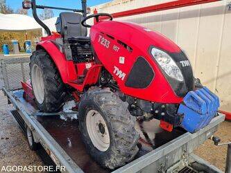 Image for TRACTORS 2013 TYM T233