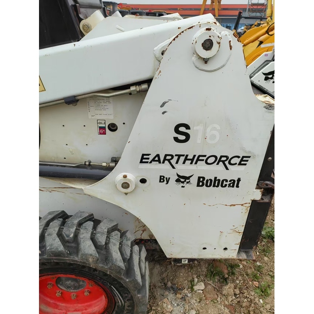 2017 BOBCAT S16-43581290