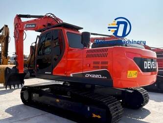 صورة ل حفارات مجنزرة 2024 دايو / دوسان DX220