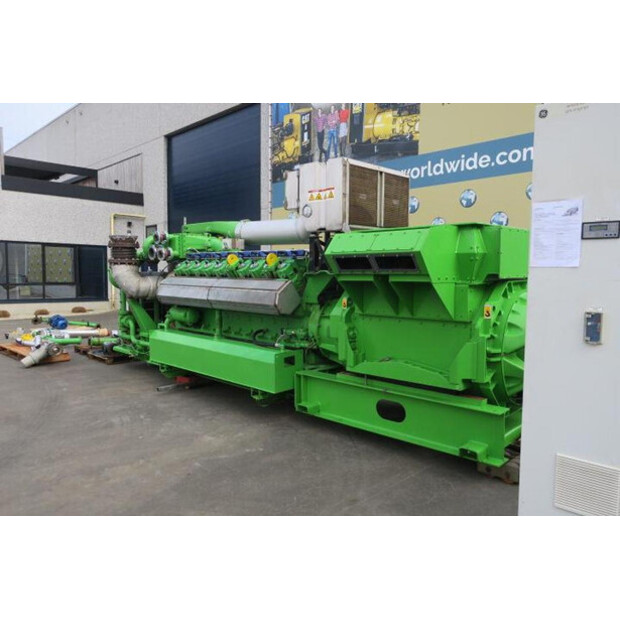 2007 جين باكر J420-43581638