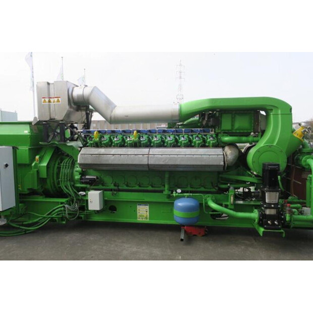 2007 جين باكر J420-43581642