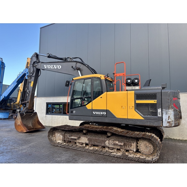 2021 Volvo EC220EL-43588769