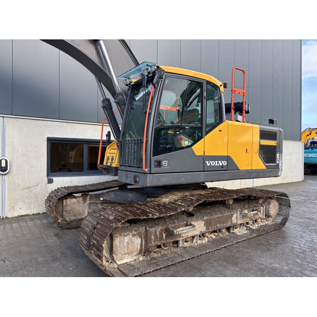 2021 Volvo EC220EL-43588778