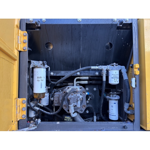 2021 Volvo EC220EL-43588789