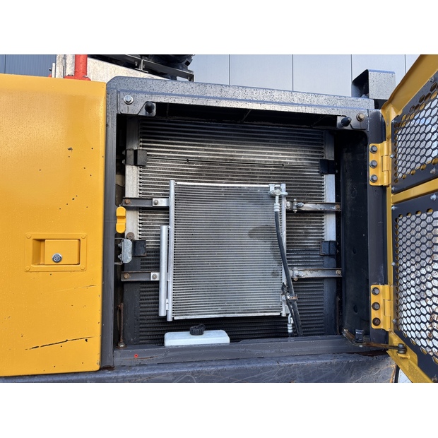 2021 Volvo EC220EL-43588793