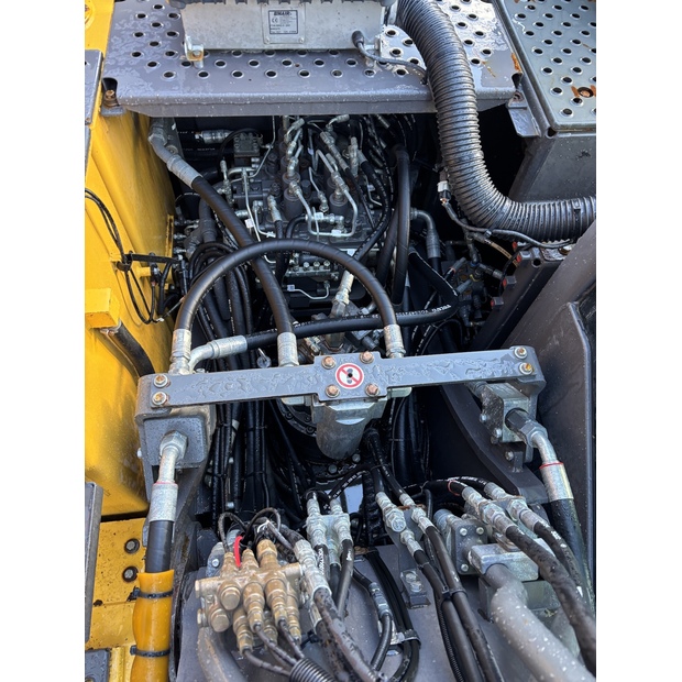 2021 Volvo EC220EL-43588797