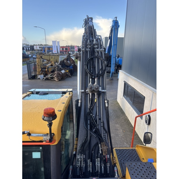 2021 Volvo EC220EL-43588799