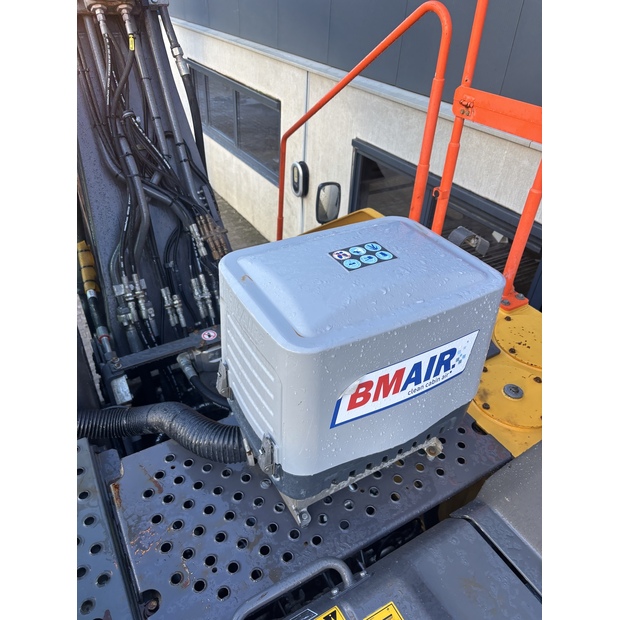 2021 Volvo EC220EL-43588801