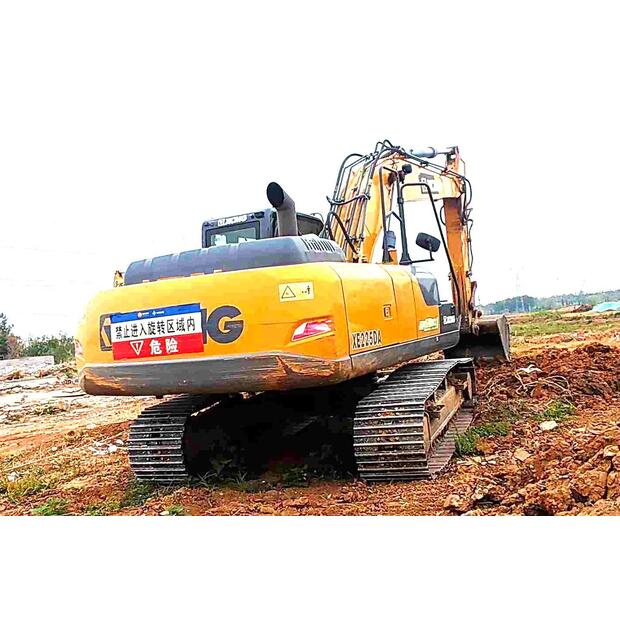 2021 XCMG XE200DA-43596913