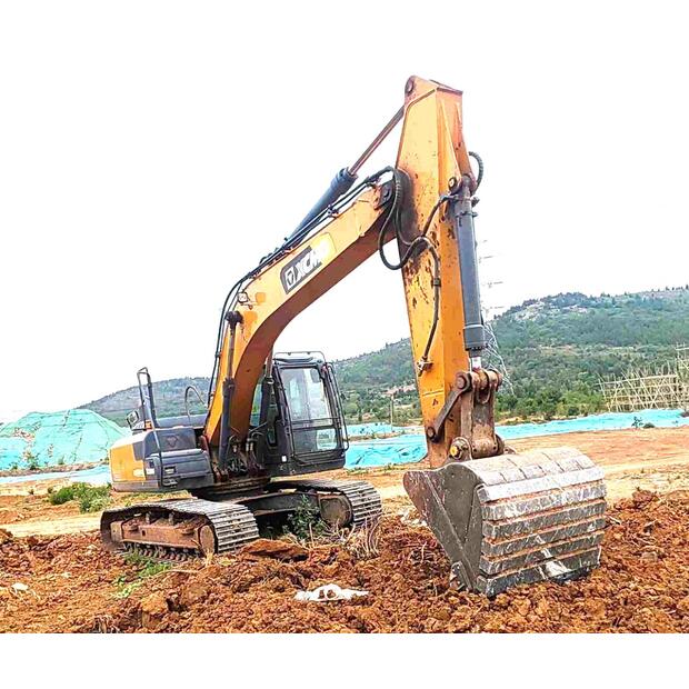 2021 XCMG XE200DA-43596915