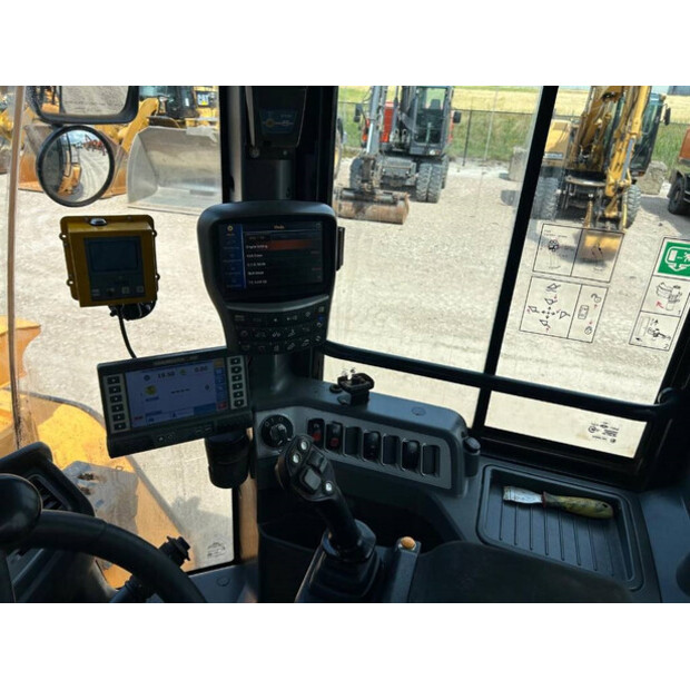 2017 Hyundai HL970-43597090