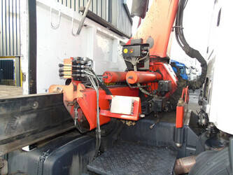 2006-scania-p420-1381602-43597308