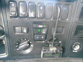 2006-scania-p420-1381602-43597330