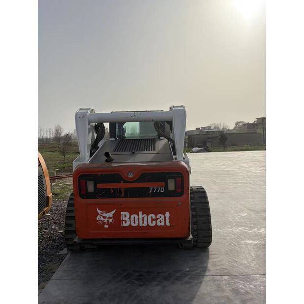 2022 BOBCAT T770-43597553