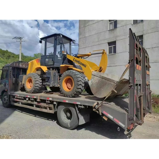 2018 LiuGong CLG820H-43598032