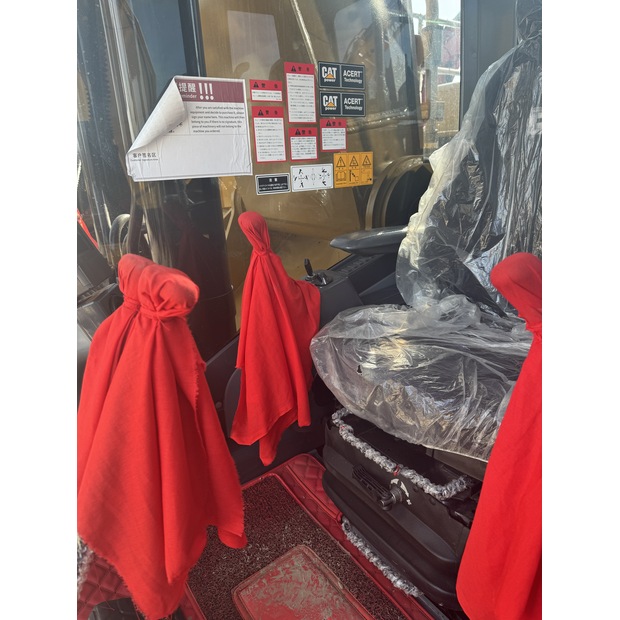 2024 Caterpillar 349D2L-43598312